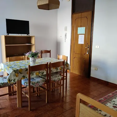 Spacious Close To The - Beahost *